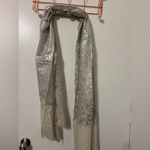 Badgley Mischka shawl scarf new